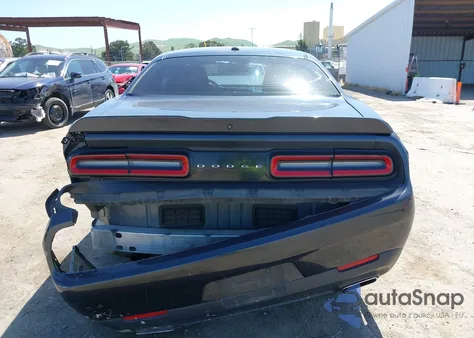 2019 Dodge Challenger Sxt z USA, uszkodzony, nr VIN 2C3CDZAGXKH606748